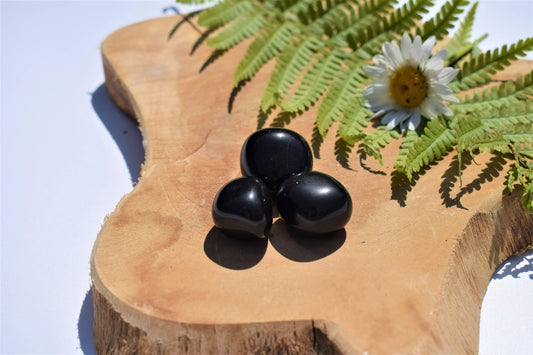 Zwarte obsidiaan trommelsteen