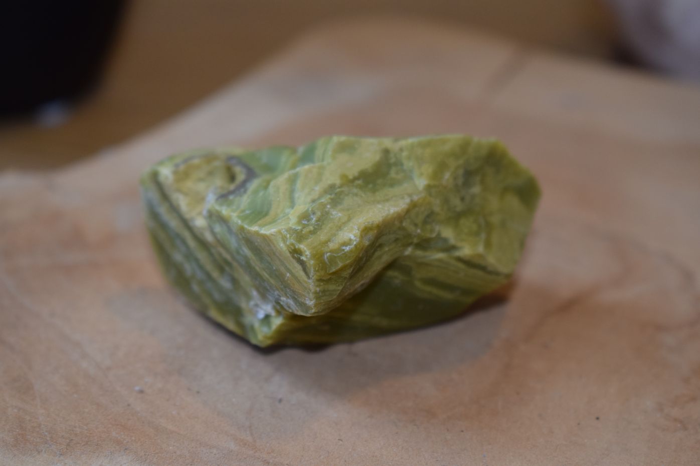 Groene opaal ruw #1