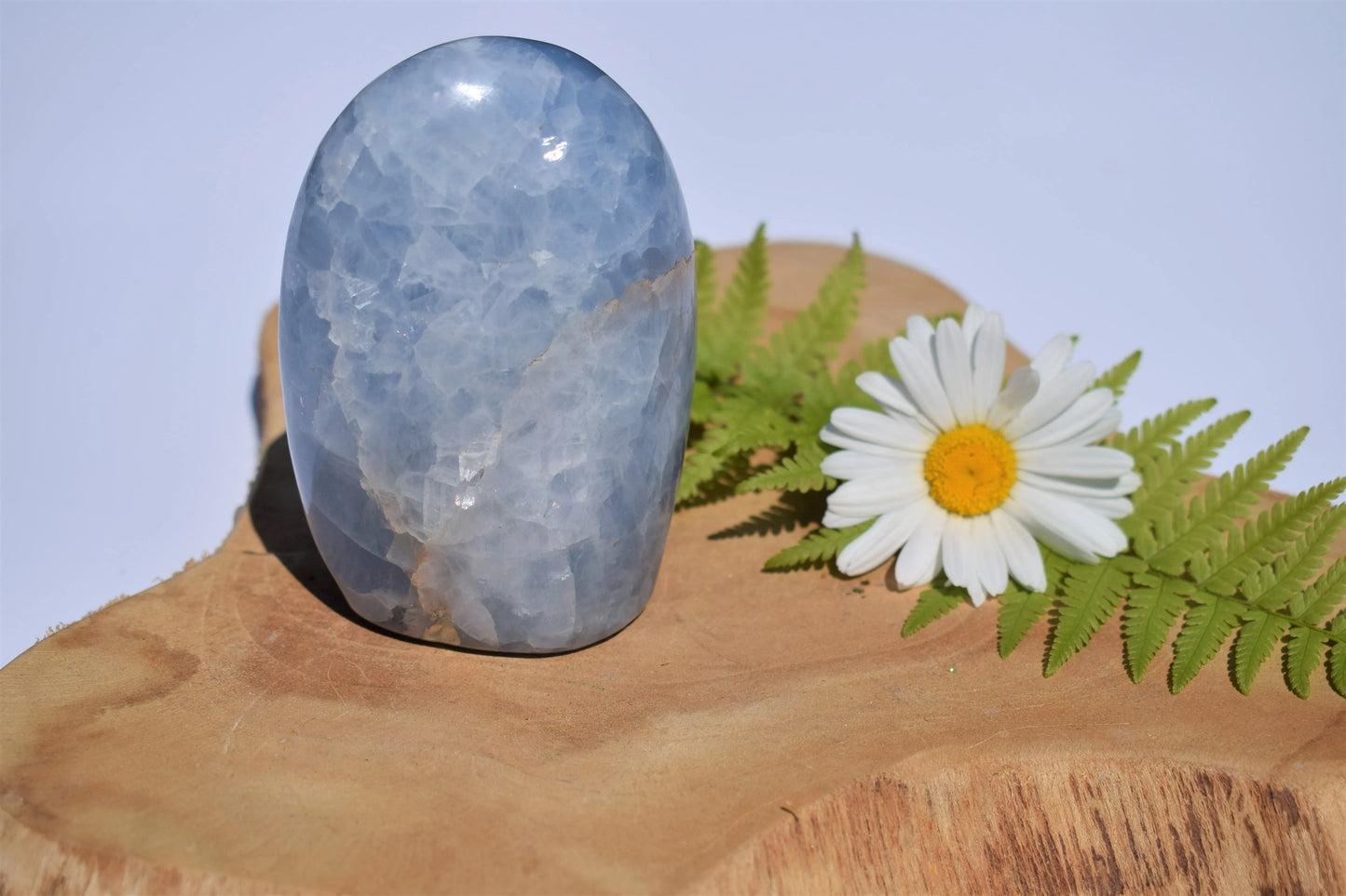 Blauwe calciet sculptuur #1