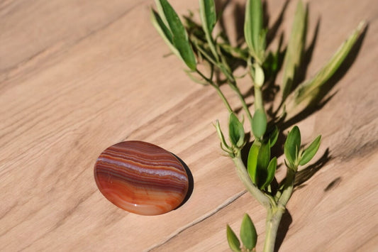 Carneool knuffelsteen