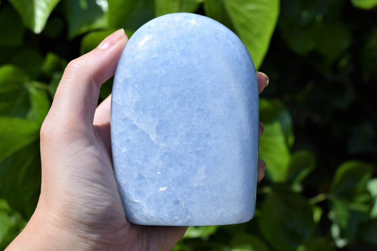 Blauwe calciet sculptuur #2