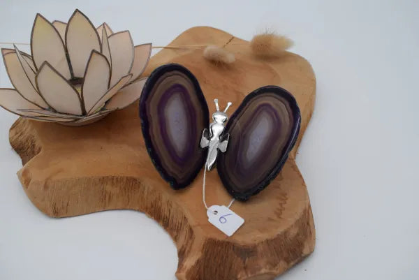 Vlinder van agaat (paars gekleurd)