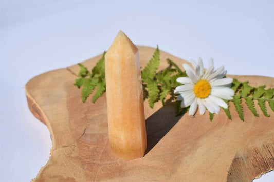 Oranje calciet toren #2 (Milkie)