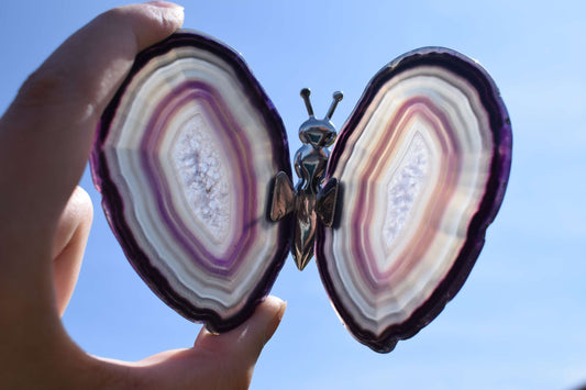 Vlinder van agaat (paars gekleurd)