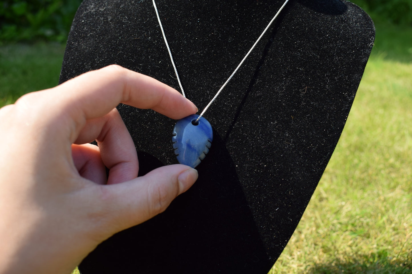 Blauwe kwarts speerpunt hanger