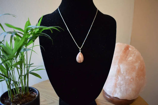 Perzik maansteen druppel hanger