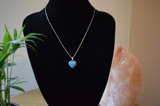 Howliet blauw (gekleurd) hart hanger 14 mm