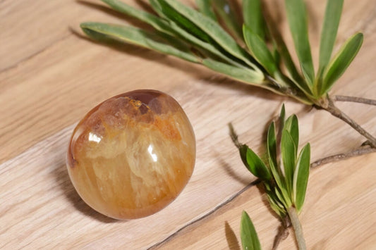 Jumbo Golden Healer Handsteen