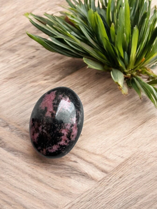 Rhodoniet Knuffelsteen