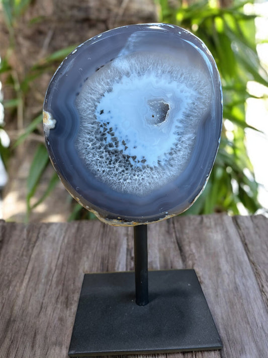 Imposante Grote Agaat op Standaard – Eyecatcher voor Elk Interieur