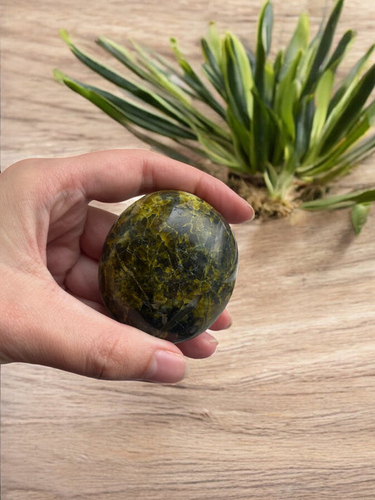 Groene Opaal Knuffelsteen