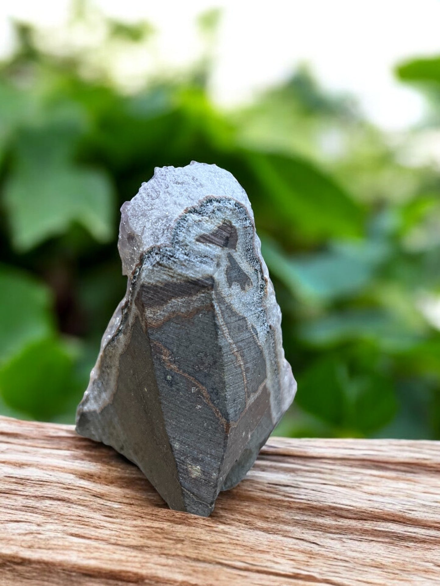 Amethist Cluster op Standvlak – 355 gram